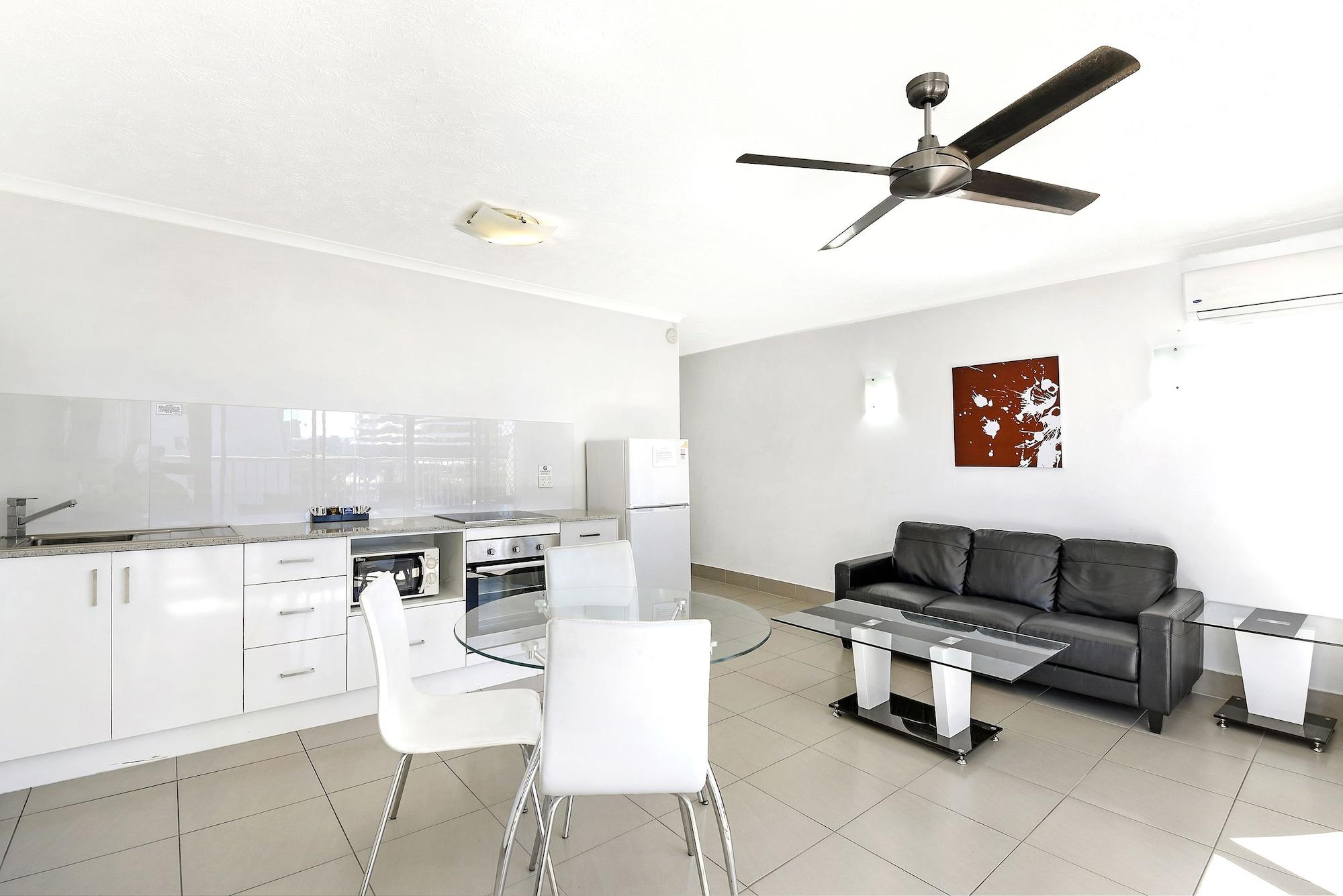 Broadbeach Travel Inn Apartments Gold Coast Buitenkant foto