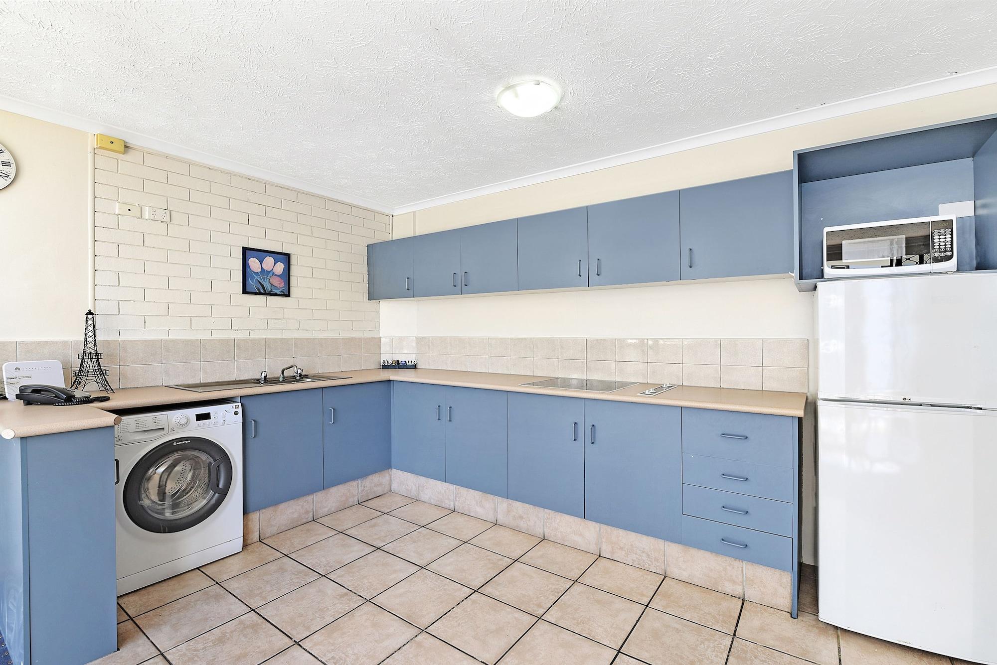 Broadbeach Travel Inn Apartments Gold Coast Buitenkant foto