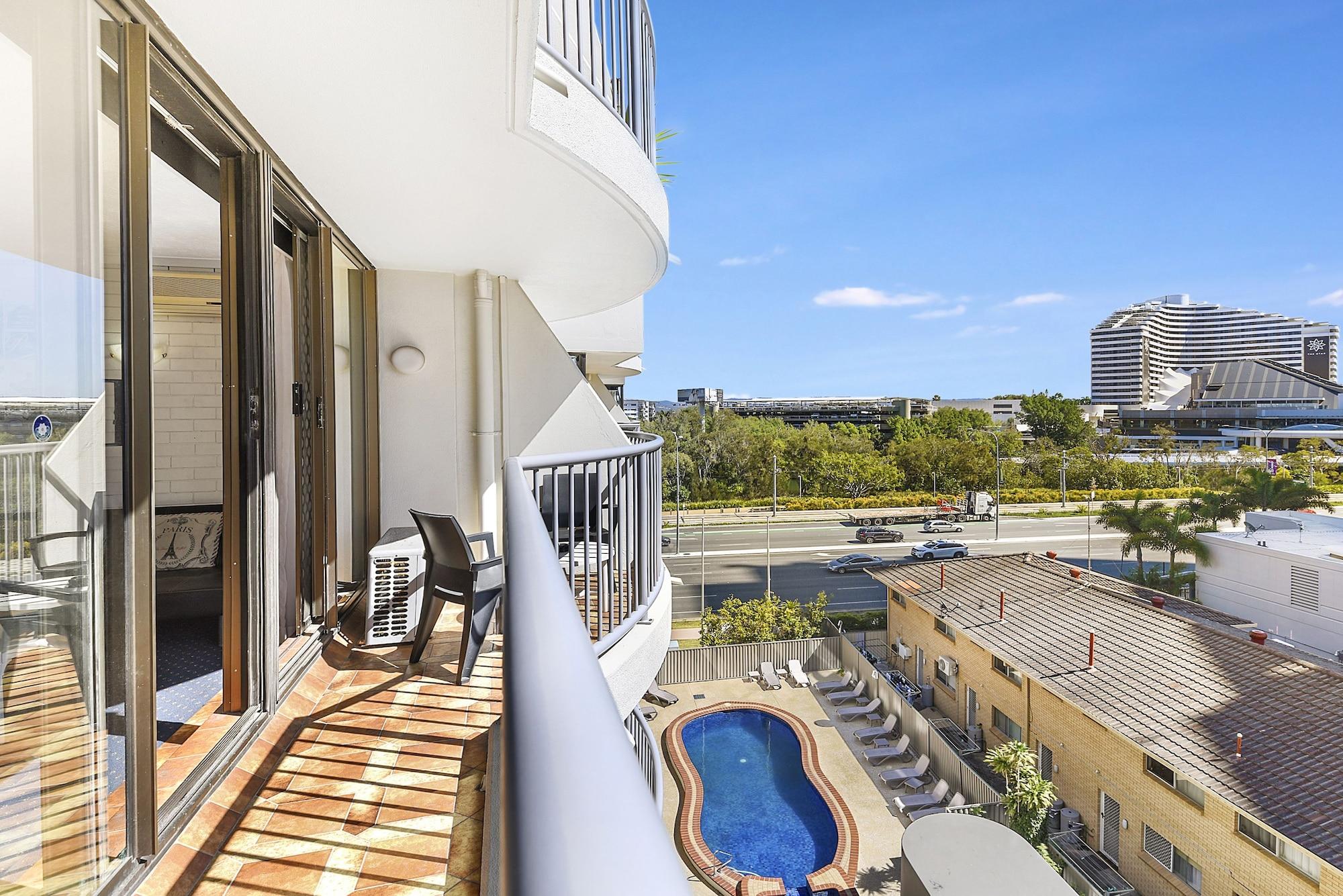 Broadbeach Travel Inn Apartments Gold Coast Buitenkant foto