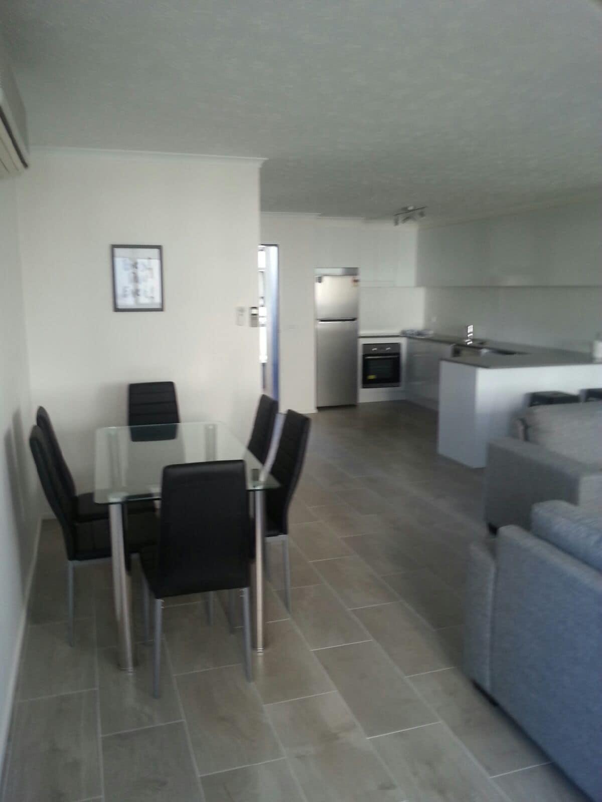 Broadbeach Travel Inn Apartments Gold Coast Buitenkant foto