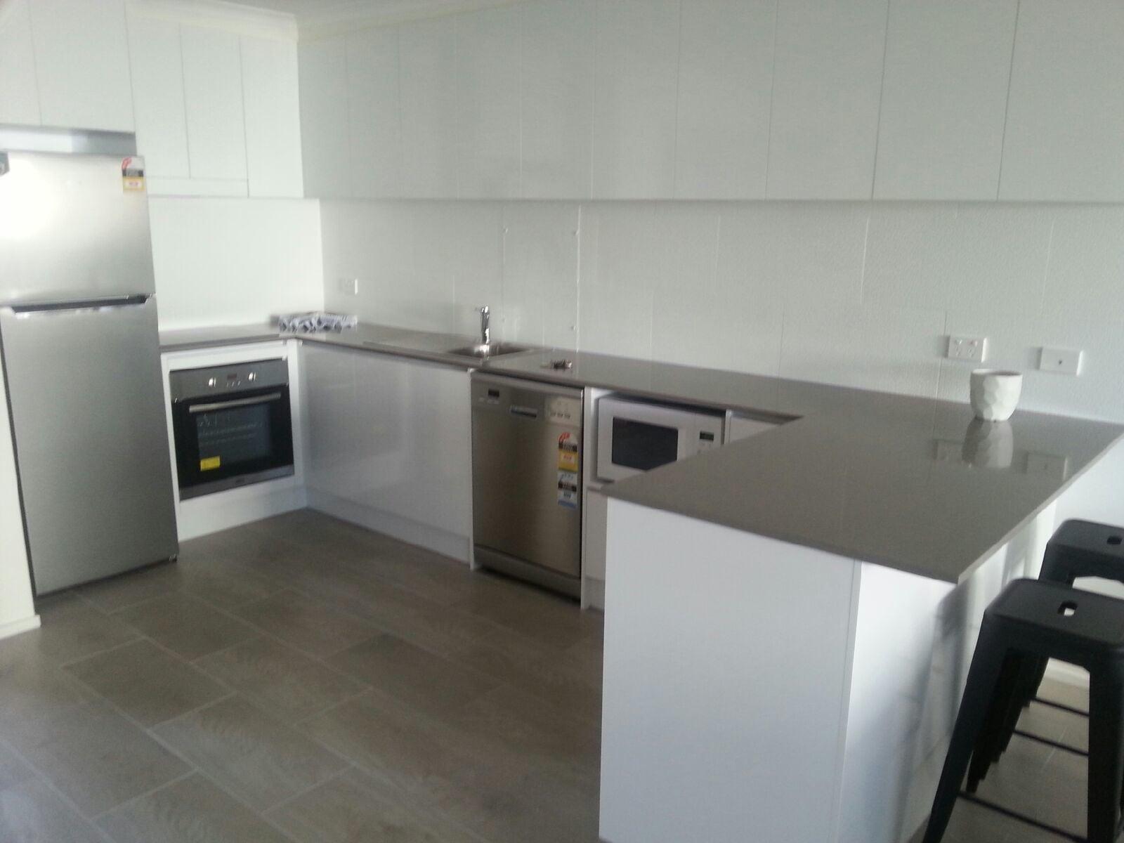 Broadbeach Travel Inn Apartments Gold Coast Buitenkant foto