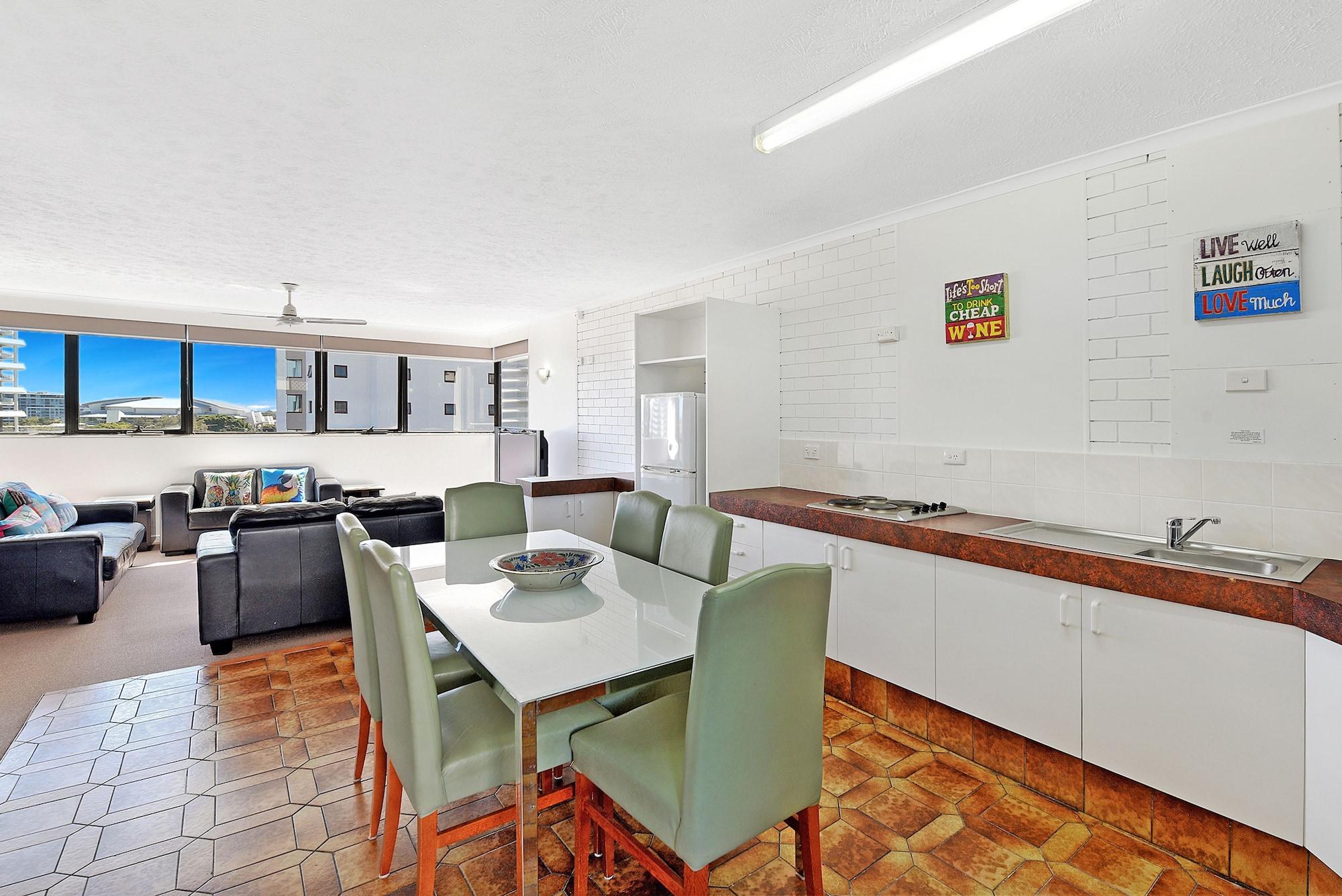Broadbeach Travel Inn Apartments Gold Coast Buitenkant foto