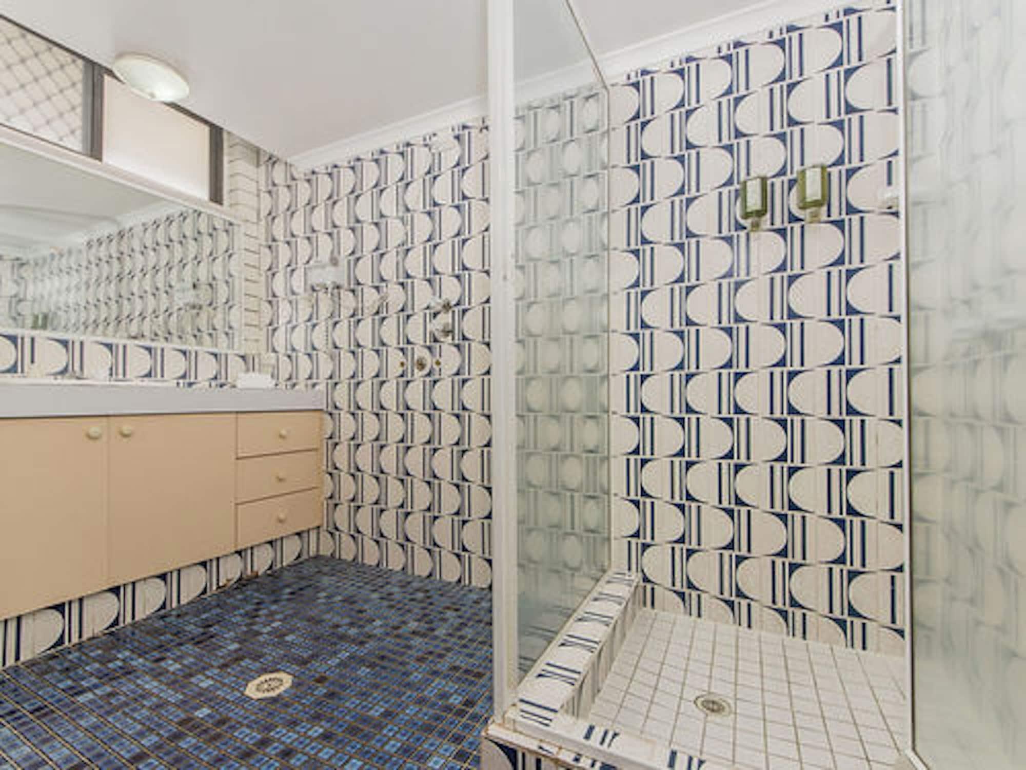 Broadbeach Travel Inn Apartments Gold Coast Buitenkant foto