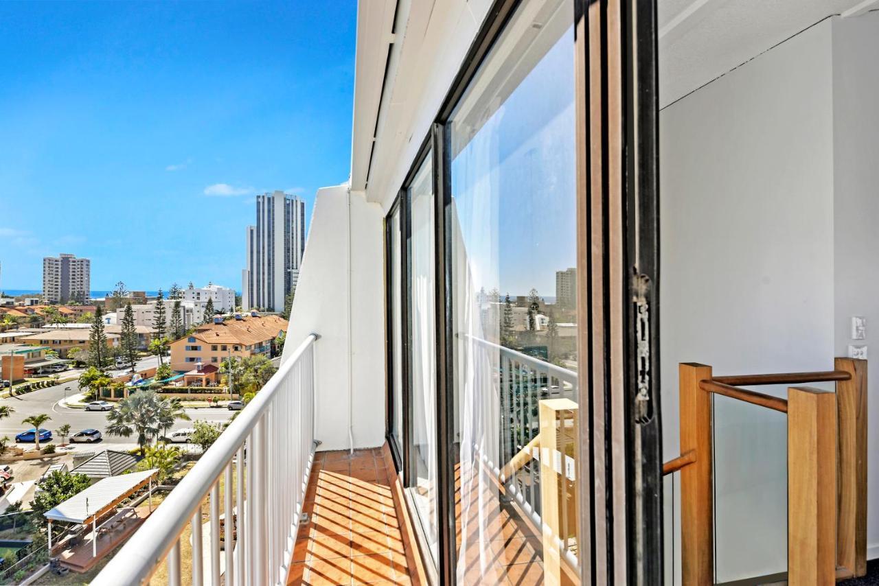 Broadbeach Travel Inn Apartments Gold Coast Buitenkant foto